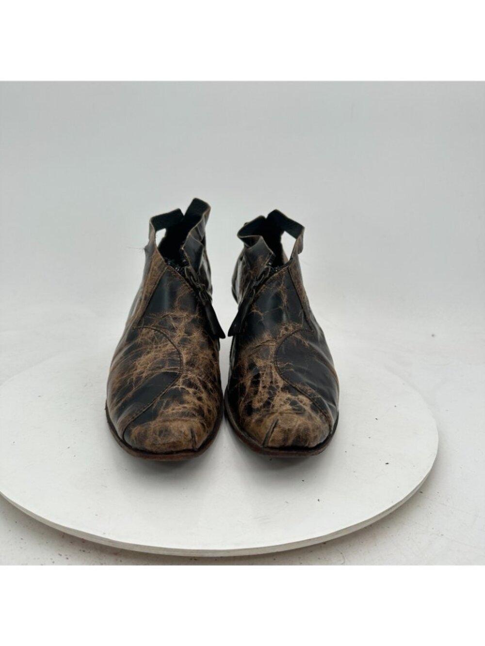 CYDWOQ Women Size EU 36.5 US 6.5 Brown Distressed Leather Kitten Heel Shoes - Picture 2 of 11